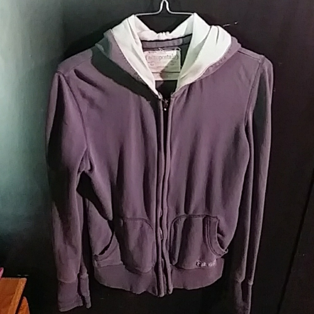 Aeropostale sweat shirt